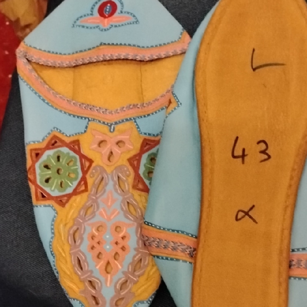 Colorful Embroidered Slip-On Shoes Moroccan Babouche !!!